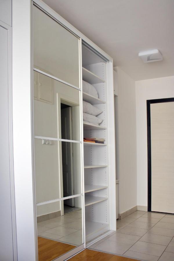 Studio Apartman Miljacka 13 سراييفو المظهر الخارجي الصورة