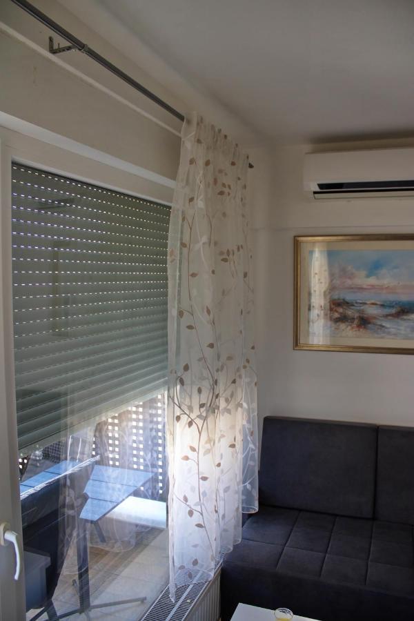 Studio Apartman Miljacka 13 سراييفو المظهر الخارجي الصورة