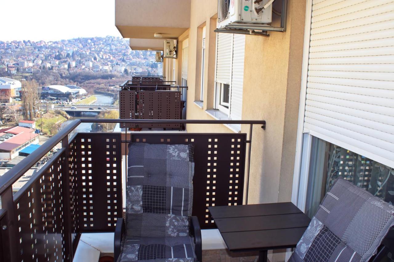 Studio Apartman Miljacka 13 سراييفو المظهر الخارجي الصورة